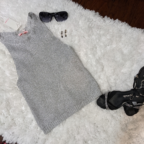 Shimmery Crop Top - Picture 10 of 10